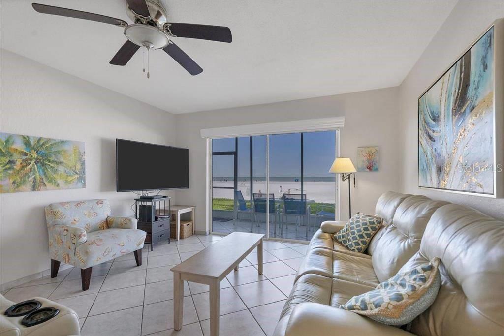 CASA BLANCA VILLAS - Residential Lease