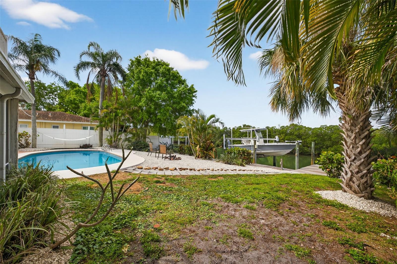 BAY CREST PARK UNIT NO 12 - Residential