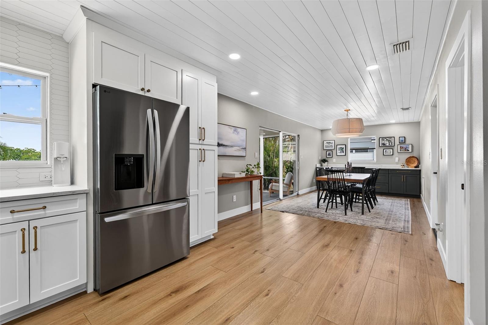 BAY CREST PARK UNIT NO 12 - Residential