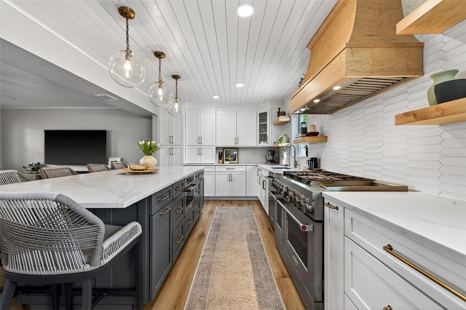 BAY CREST PARK UNIT NO 12 - Residential