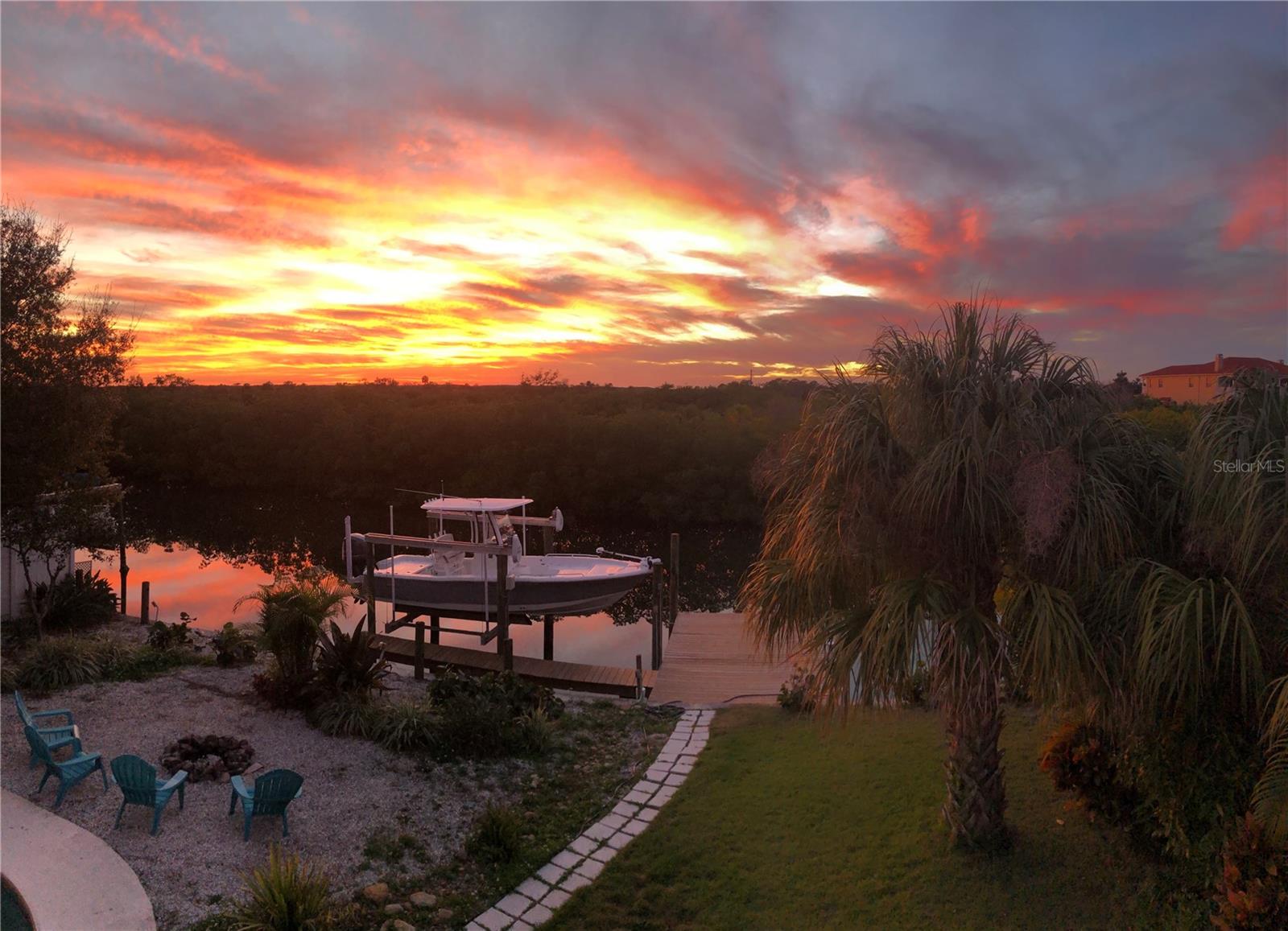 BAY CREST PARK UNIT NO 12 - Residential