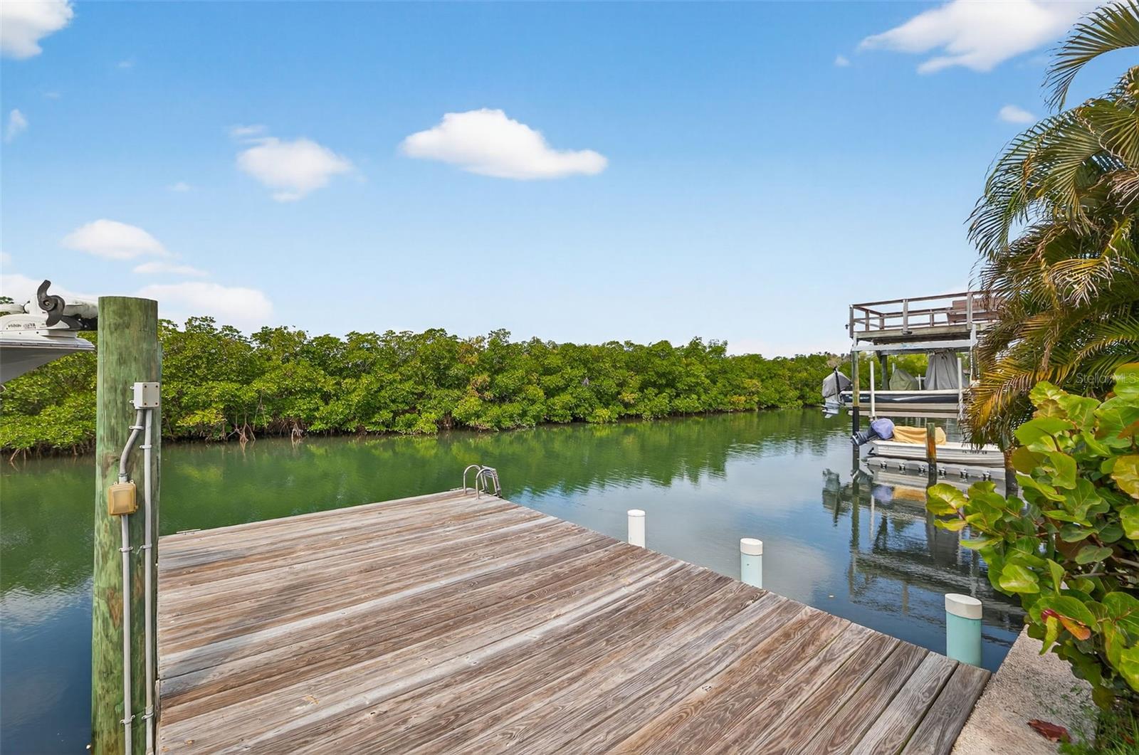 BAY CREST PARK UNIT NO 12 - Residential