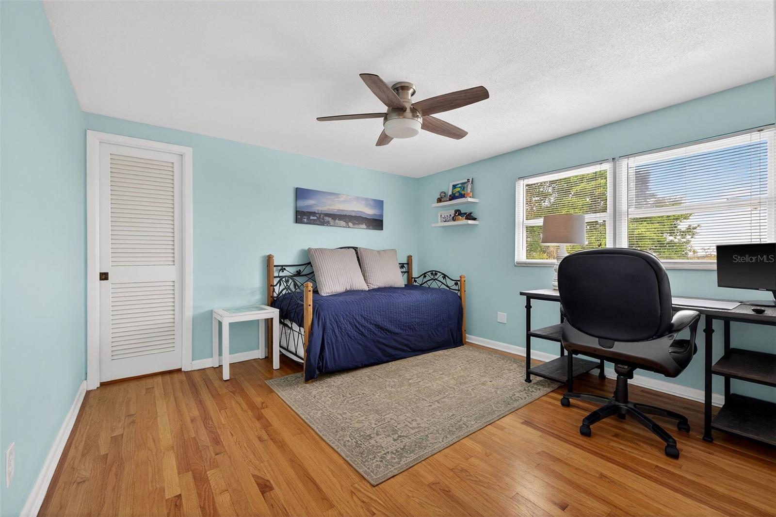 BAY CREST PARK UNIT NO 12 - Residential