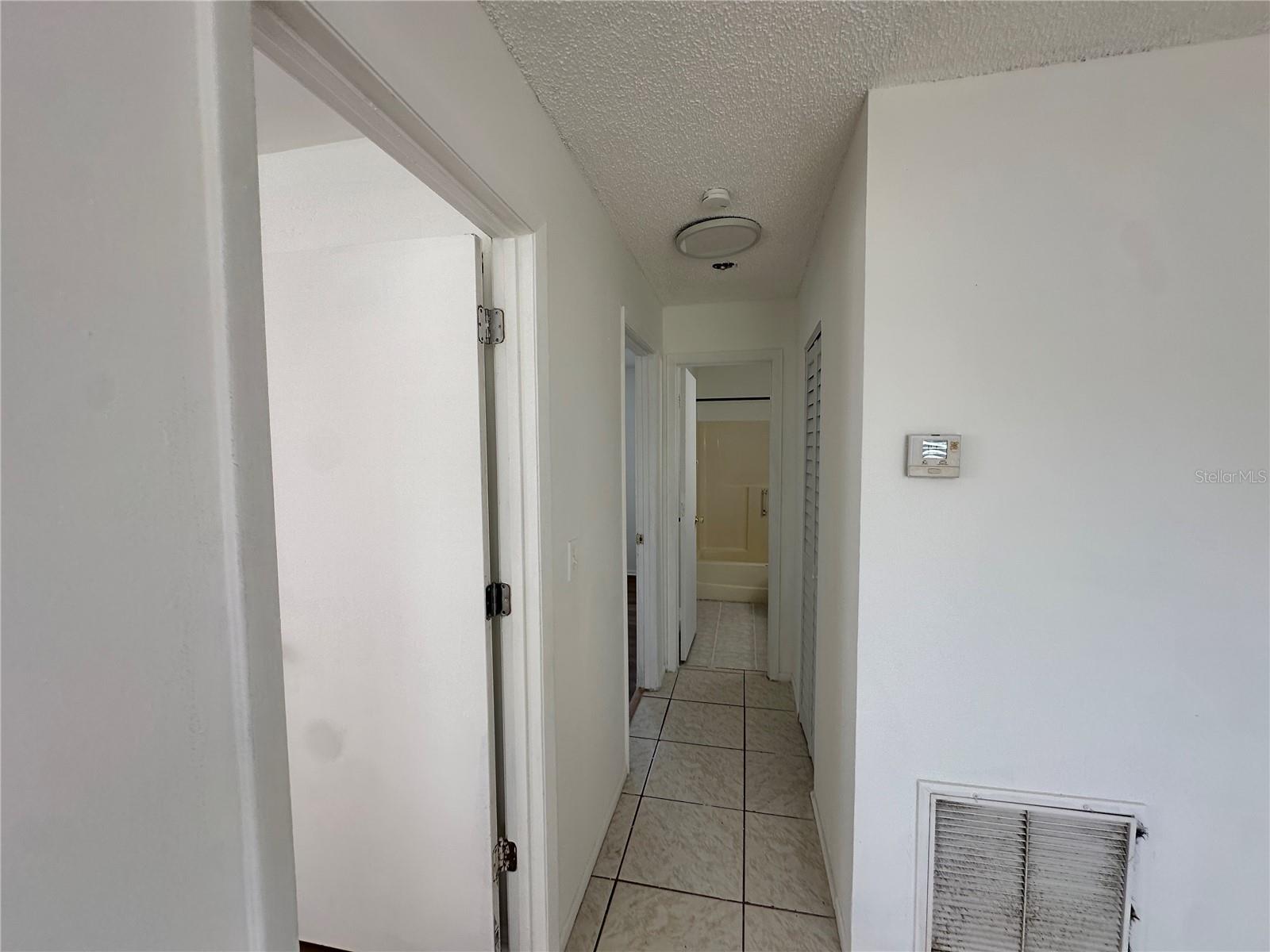 PORT CHARLOTTE SEC 084 - Residential Lease