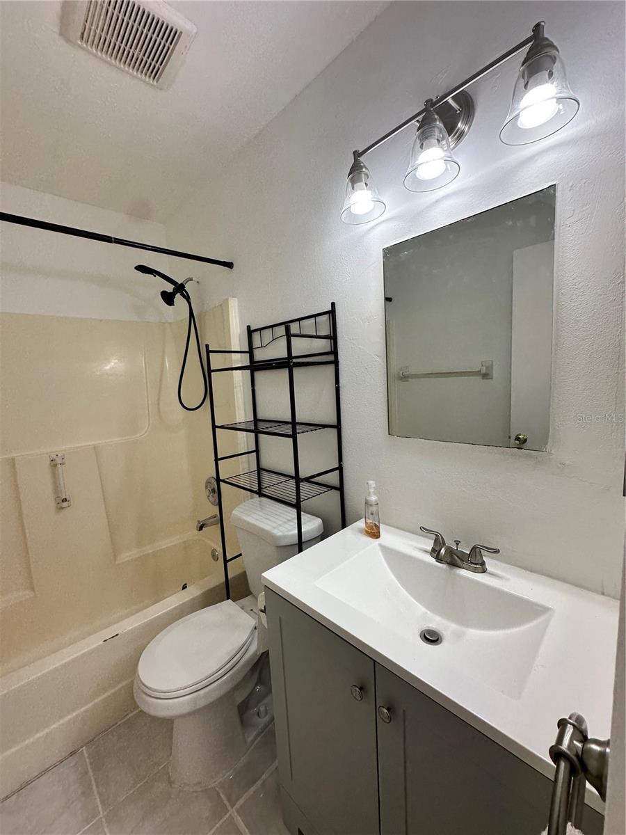 PORT CHARLOTTE SEC 084 - Residential Lease