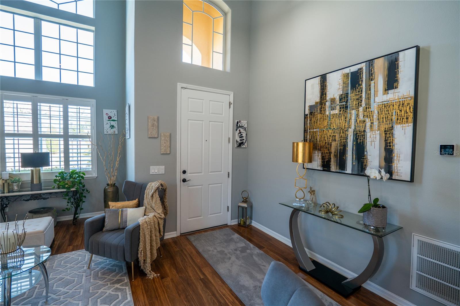 221 LAKE VISTA DRIVE