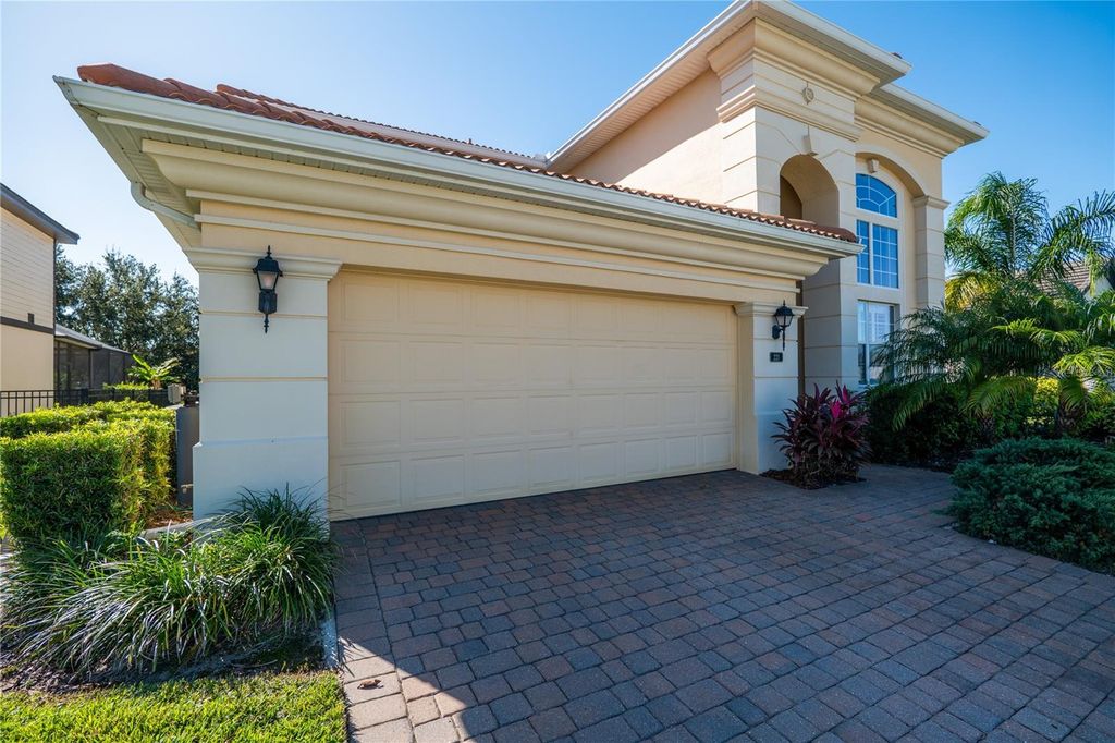Photo of 221 Lake Vista Drive, Auburndale, FL 33823 (MLS # O6356204)