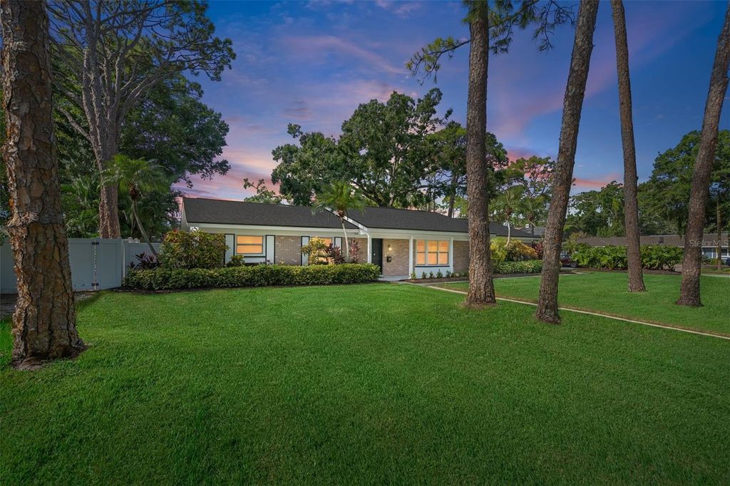 Photo of 1400 88th Avenue N, St Petersburg, FL 33702 (MLS # TB8436180)