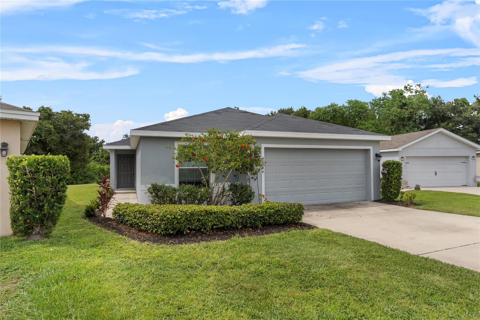 COUNTRY CLUB ESTATES - Residential Lease