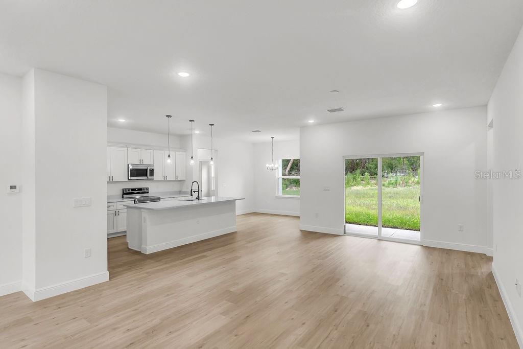 16954 SW 39TH CIRCLE