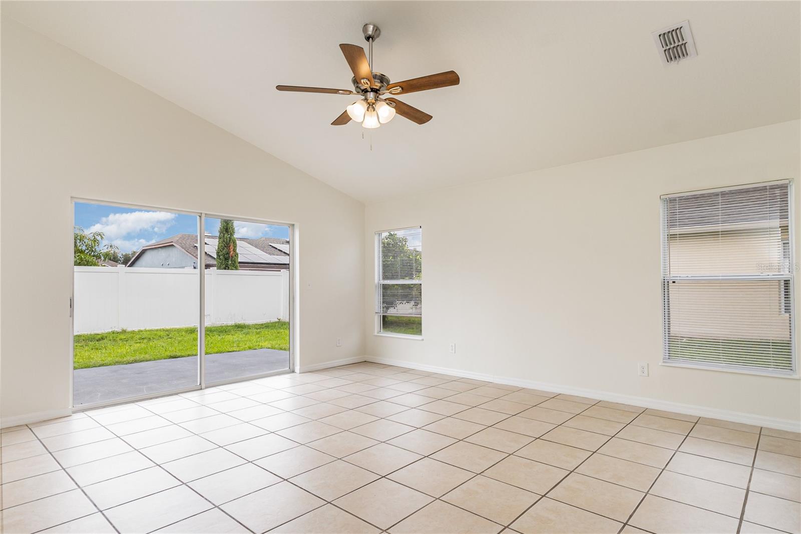 4665 DORAL PARK AVENUE
