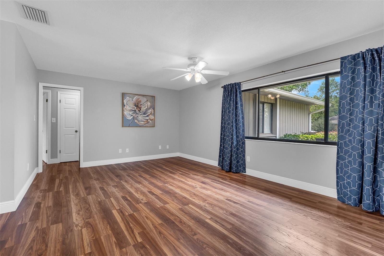WOODSIDE VILLAGE - Residential