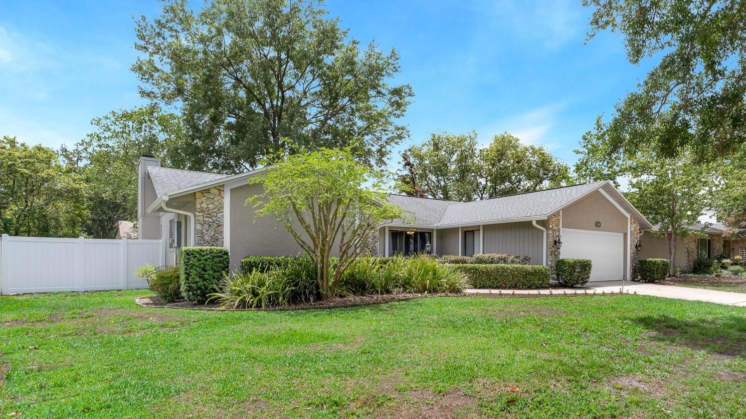 WOODSIDE VILLAGE - Residential