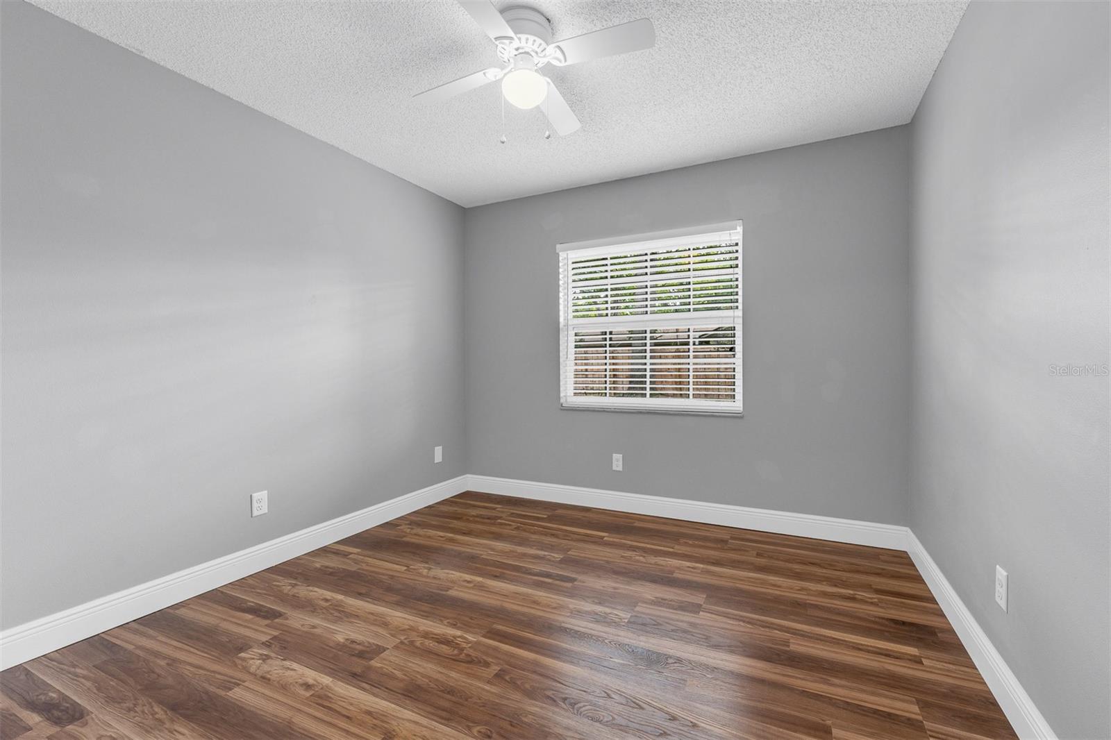 WOODSIDE VILLAGE - Residential