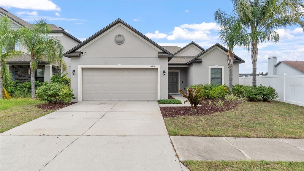 Photo of 14317 Italia Dr, Wimauma, FL 33598 (MLS # TB8403687)