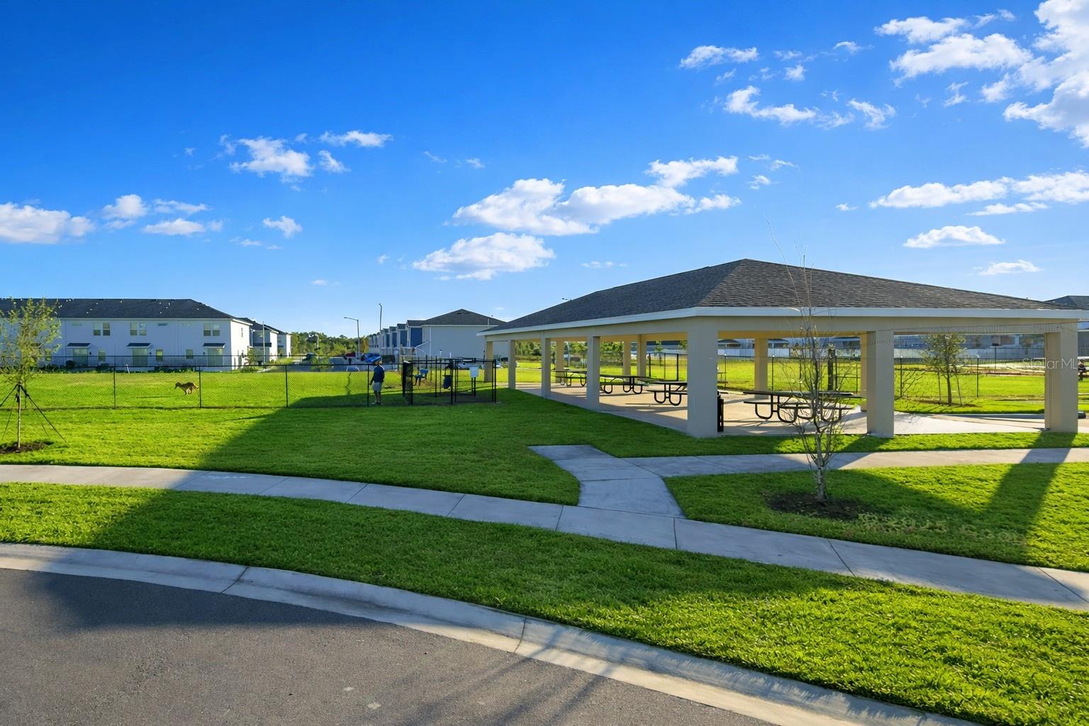 ASTONIA NORTH - Residential