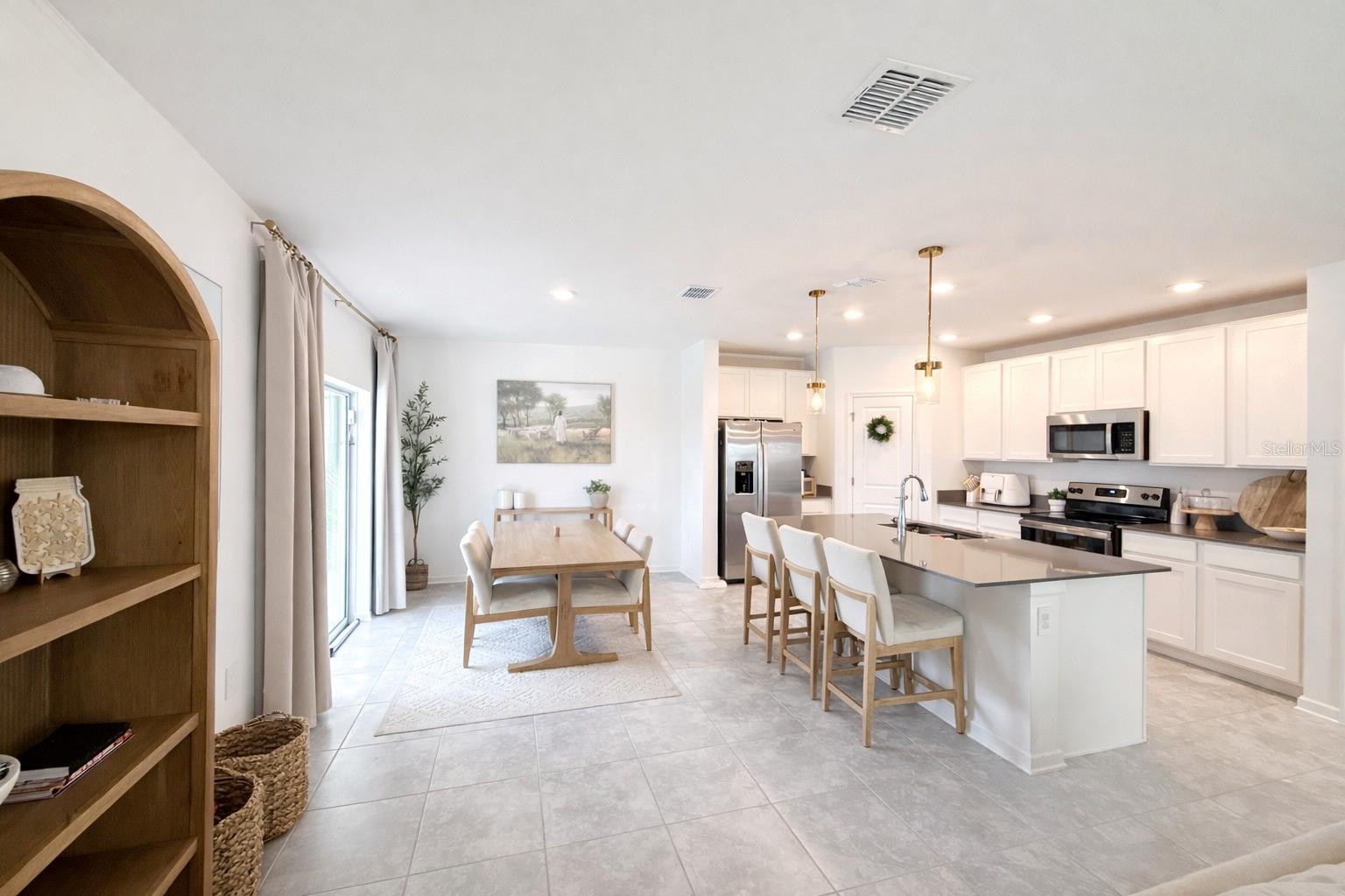 ASTONIA NORTH - Residential