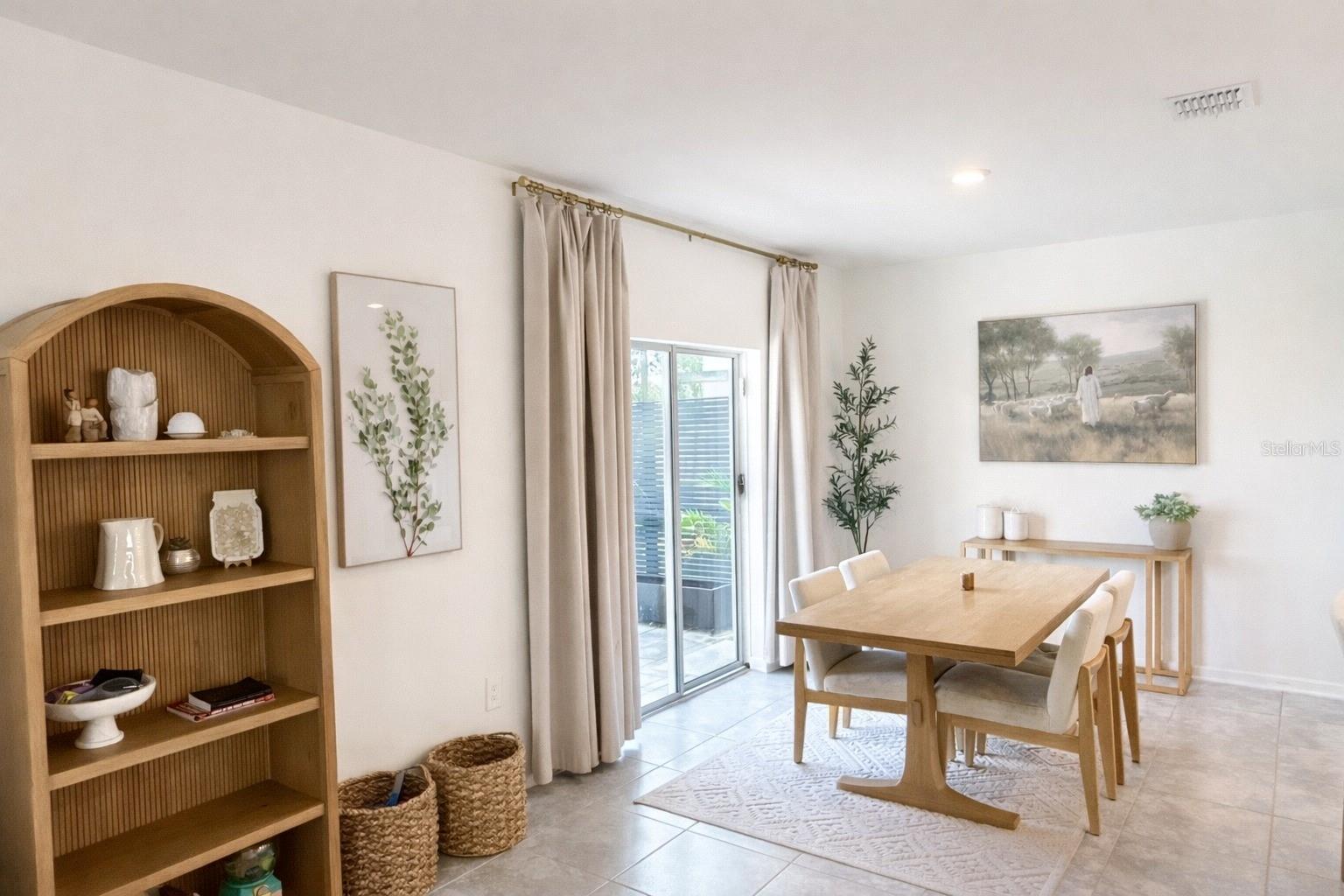 ASTONIA NORTH - Residential