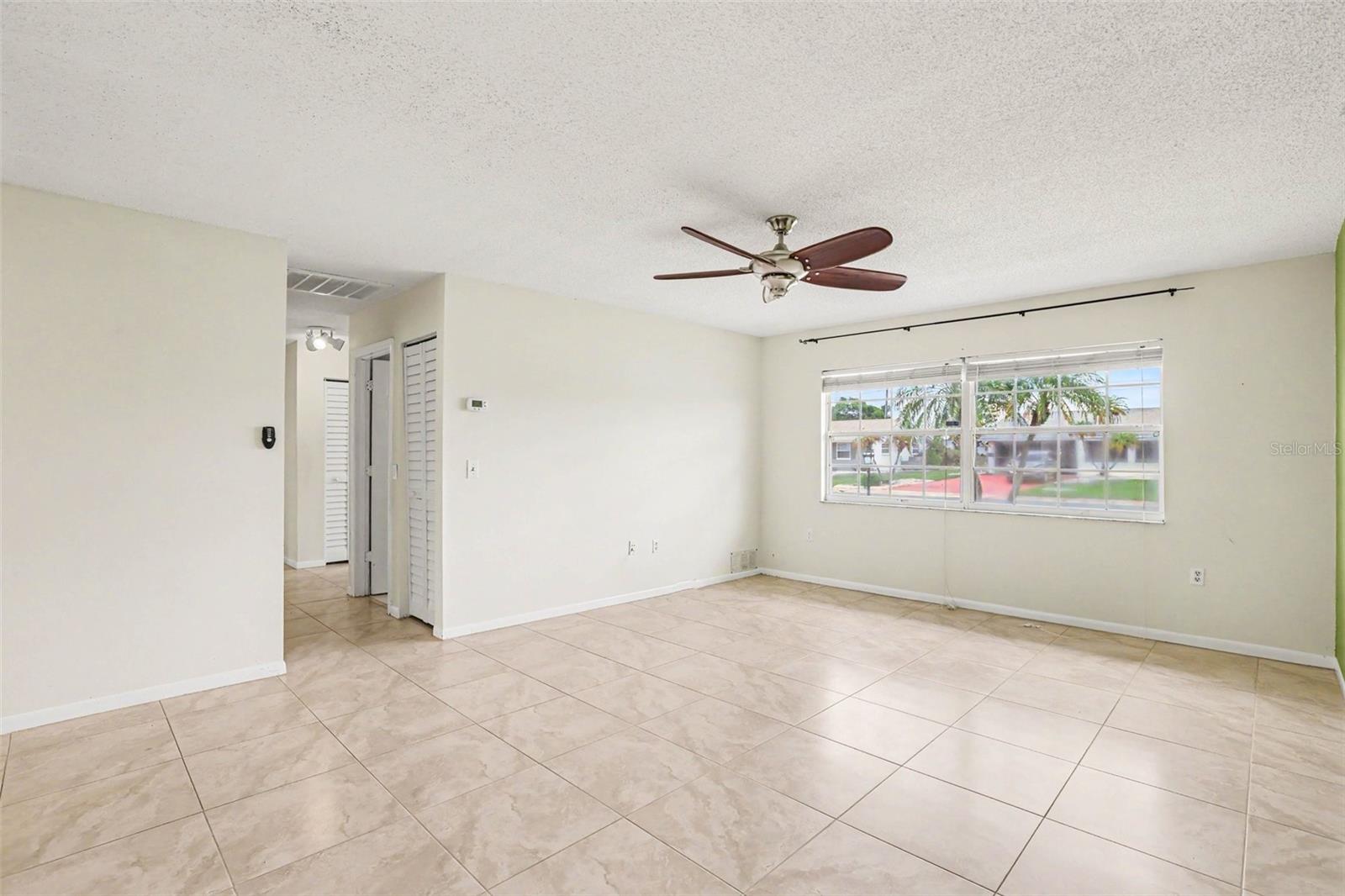 1522 BELLE GLADE AVENUE