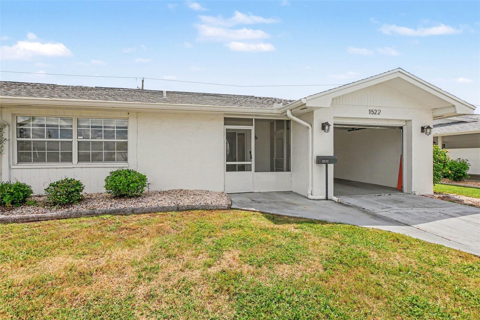1522 BELLE GLADE AVENUE