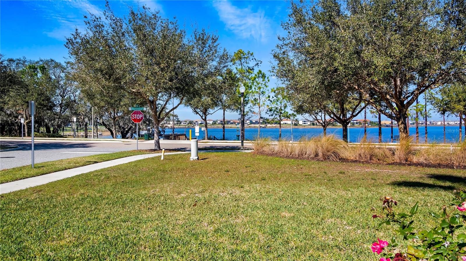 WEST LAKE HANCOCK ESTATES - Residential