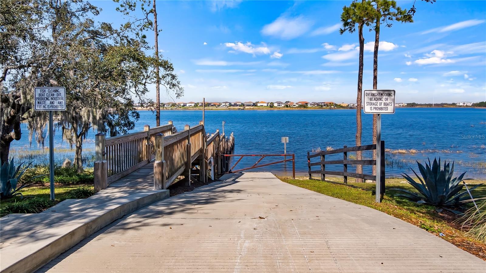 WEST LAKE HANCOCK ESTATES - Residential