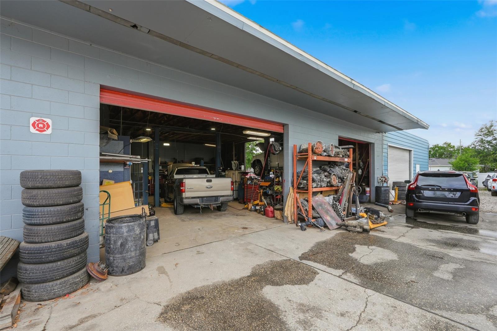 ARCADIA TERRACE - Commercial Sale