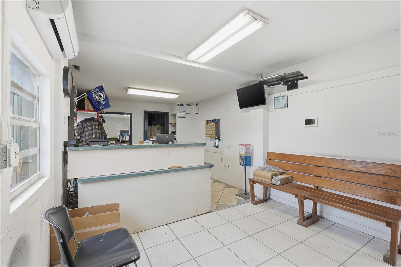 6512 OLD CHENEY HIGHWAY