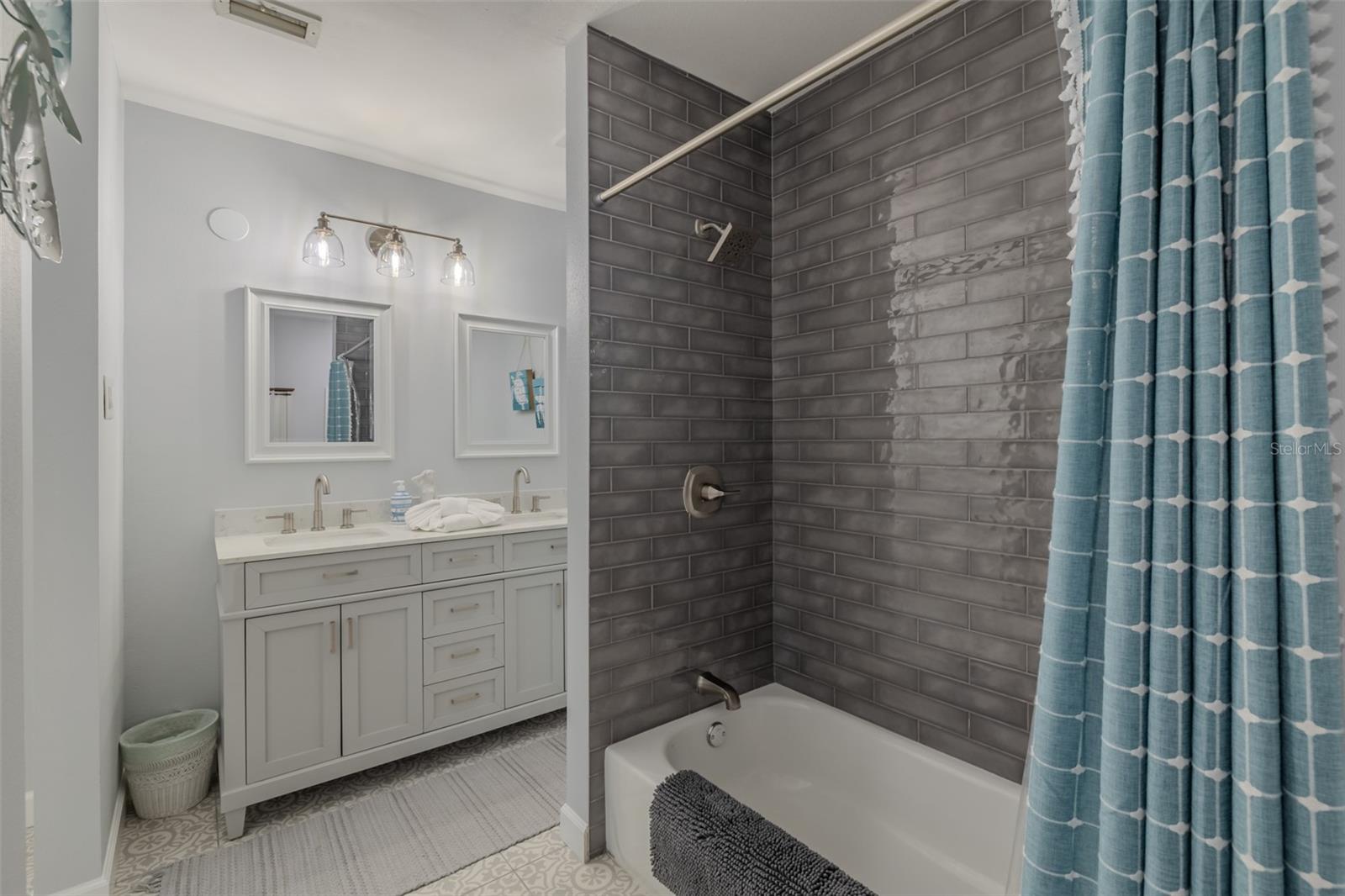 POINT HERON - Residential