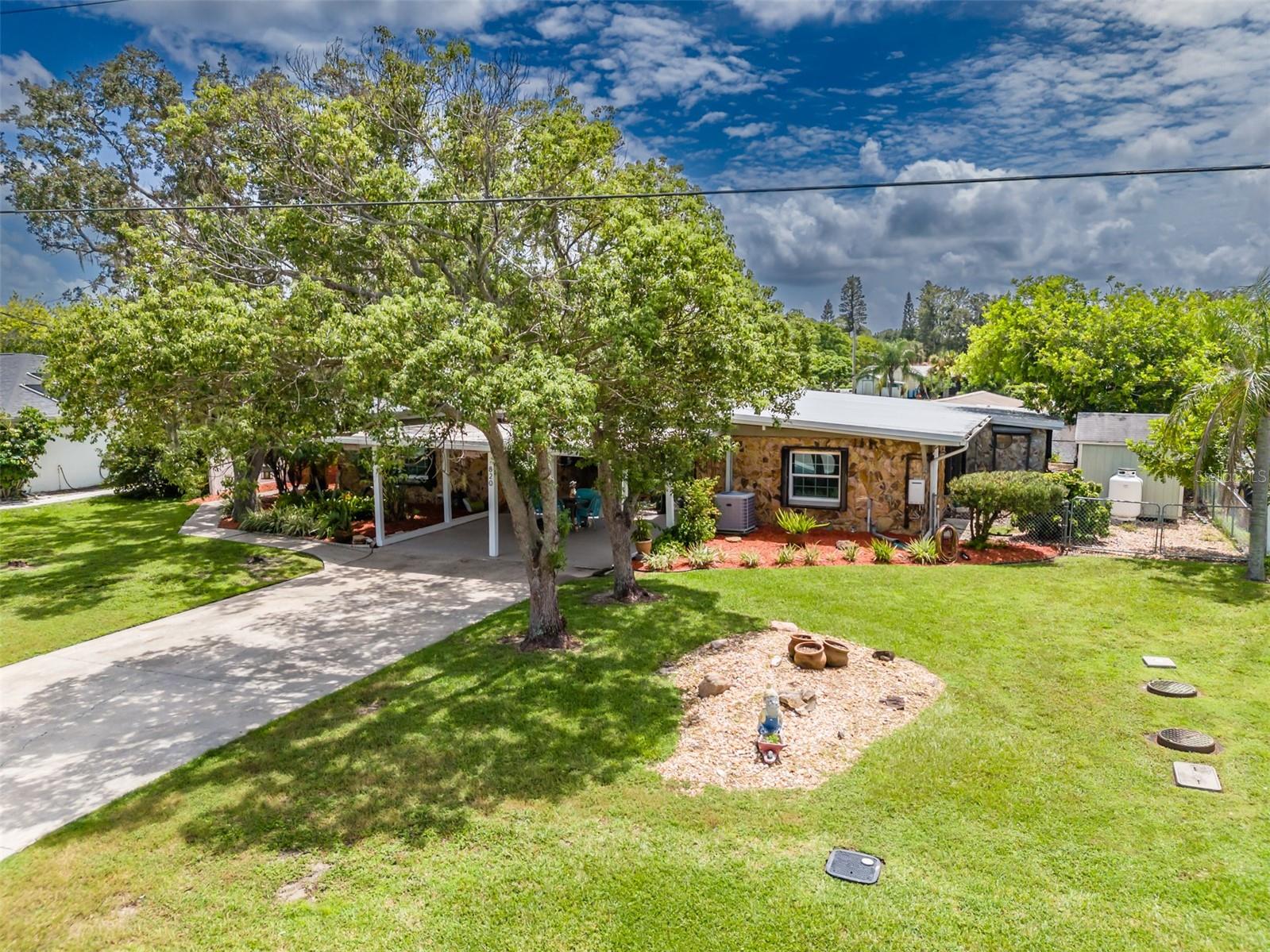 820 BLUE HERON BOULEVARD