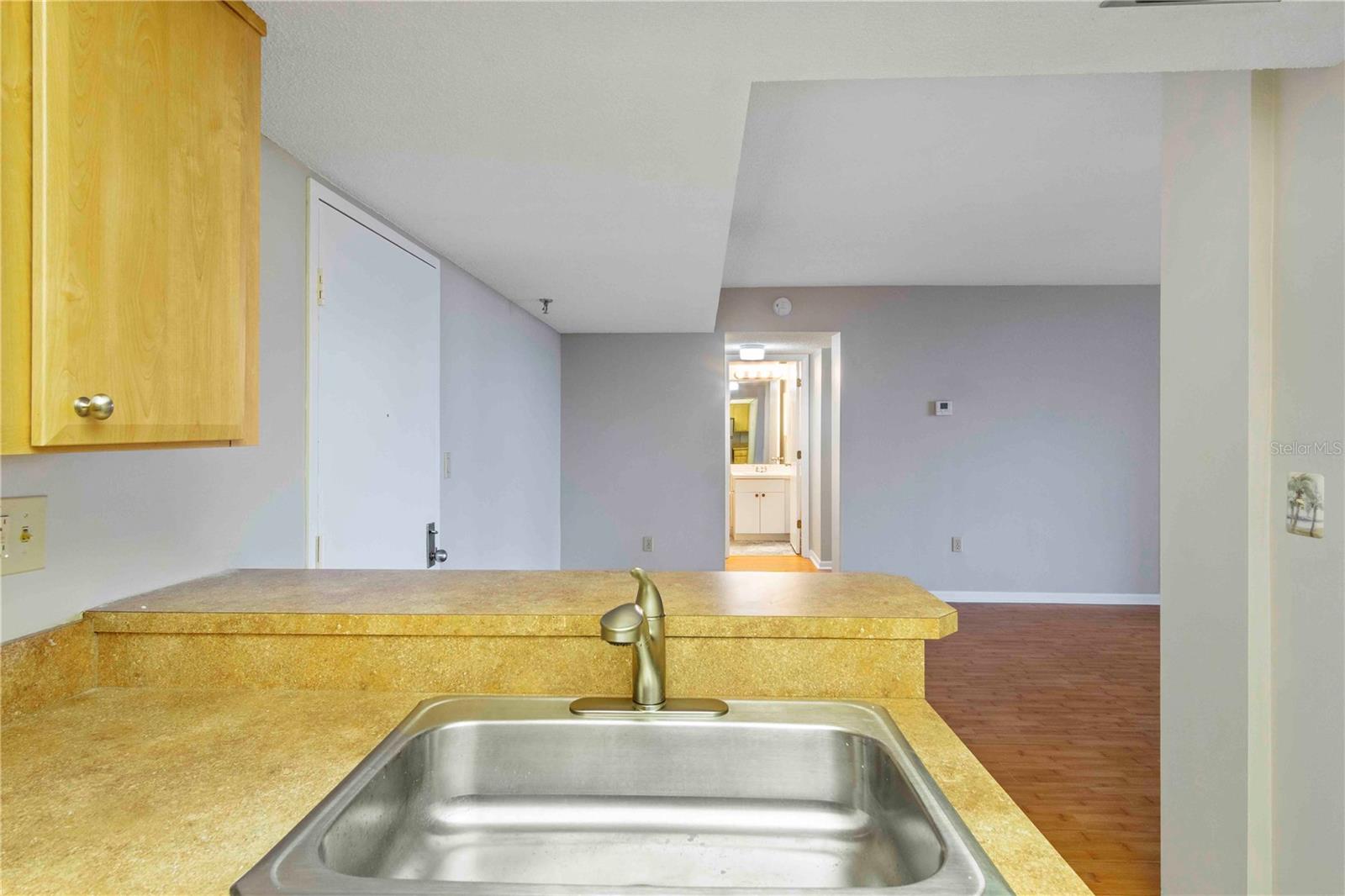 PROMENADES EAST - Residential