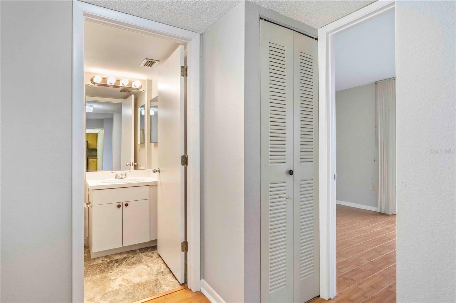 PROMENADES EAST - Residential