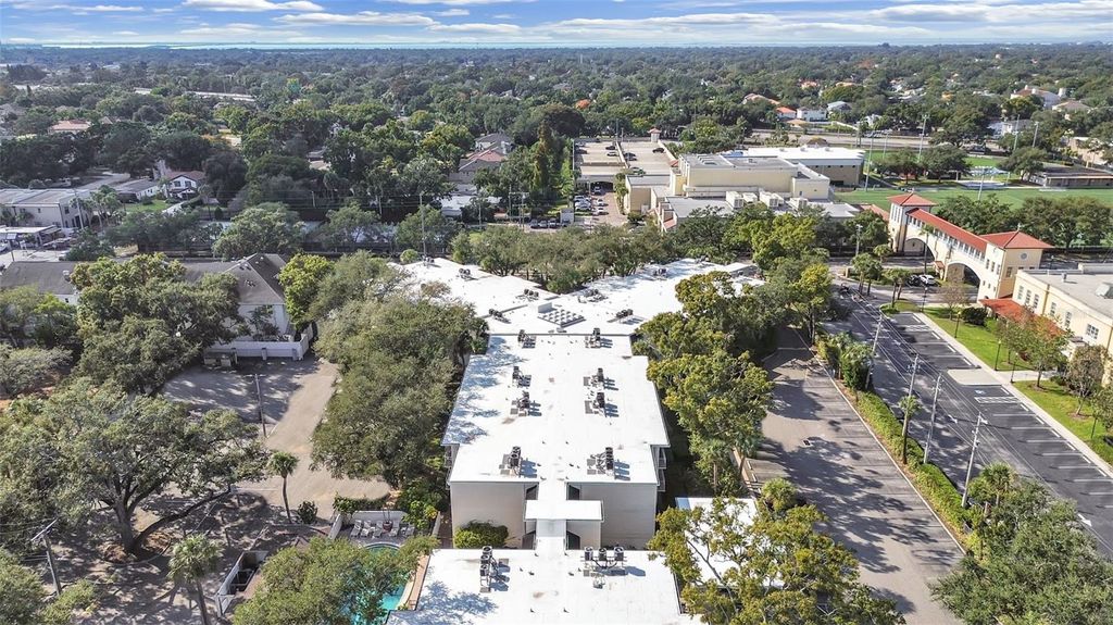 Photo of 3325 Bayshore Boulevard #F22, Tampa, FL 33629 (MLS # TB8450058)