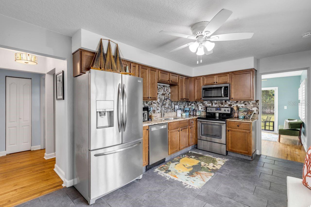 KAROLINA ON KILLARNEY - Residential