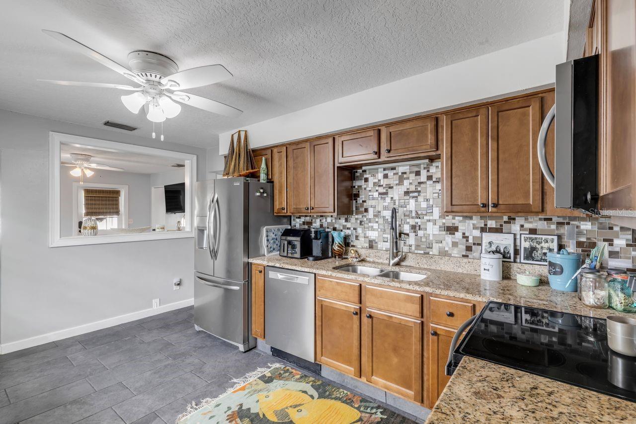 KAROLINA ON KILLARNEY - Residential