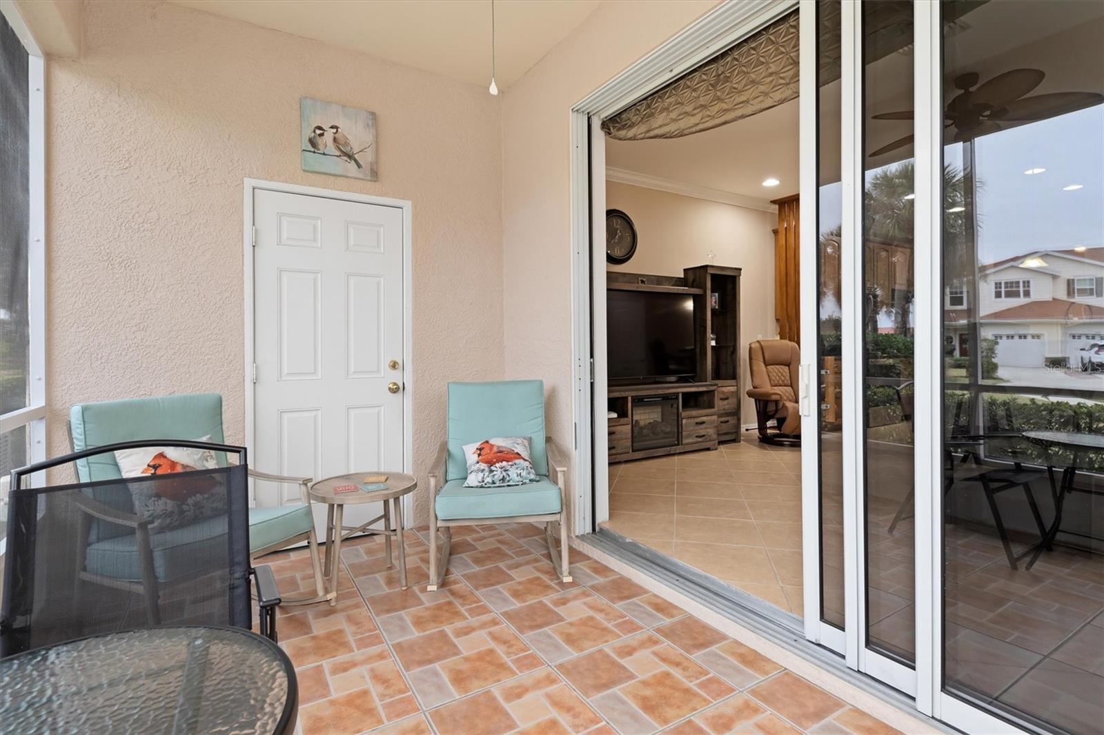 TOWNS AT LAKESIDE - Residential