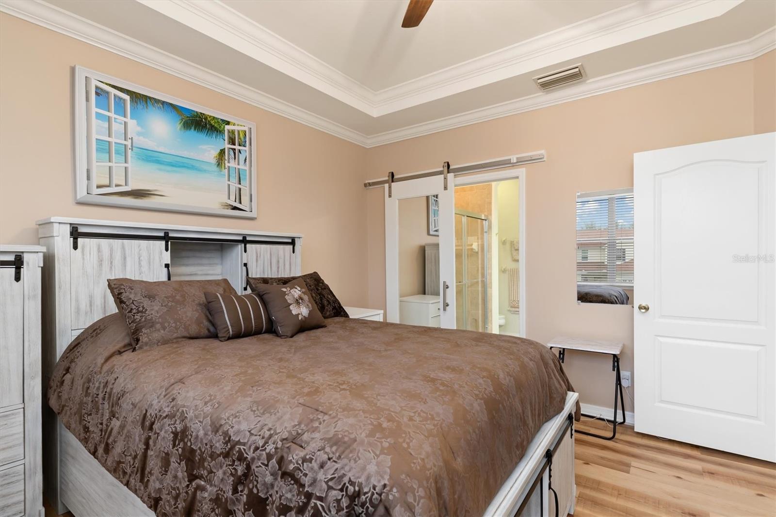 TOWNS AT LAKESIDE - Residential