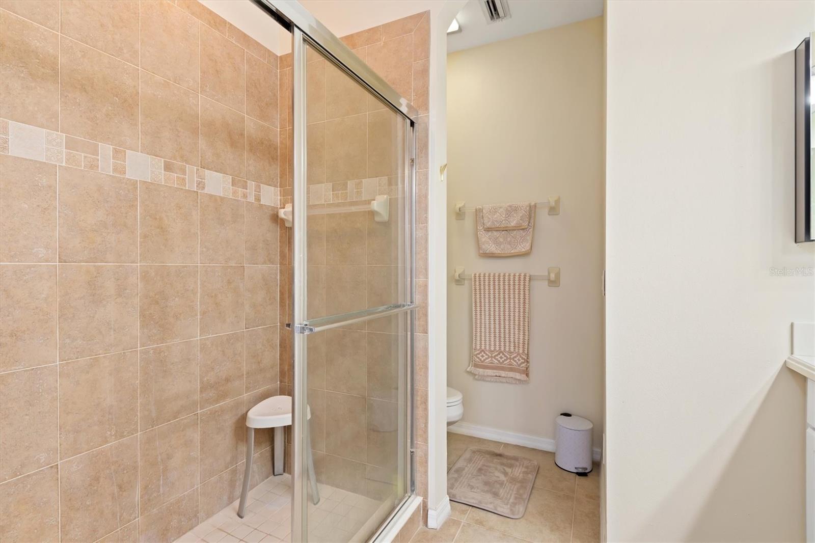 TOWNS AT LAKESIDE - Residential