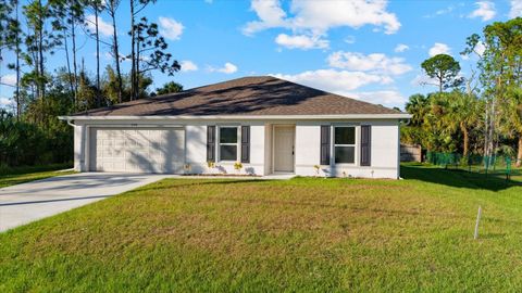 A home in NORTH PORT