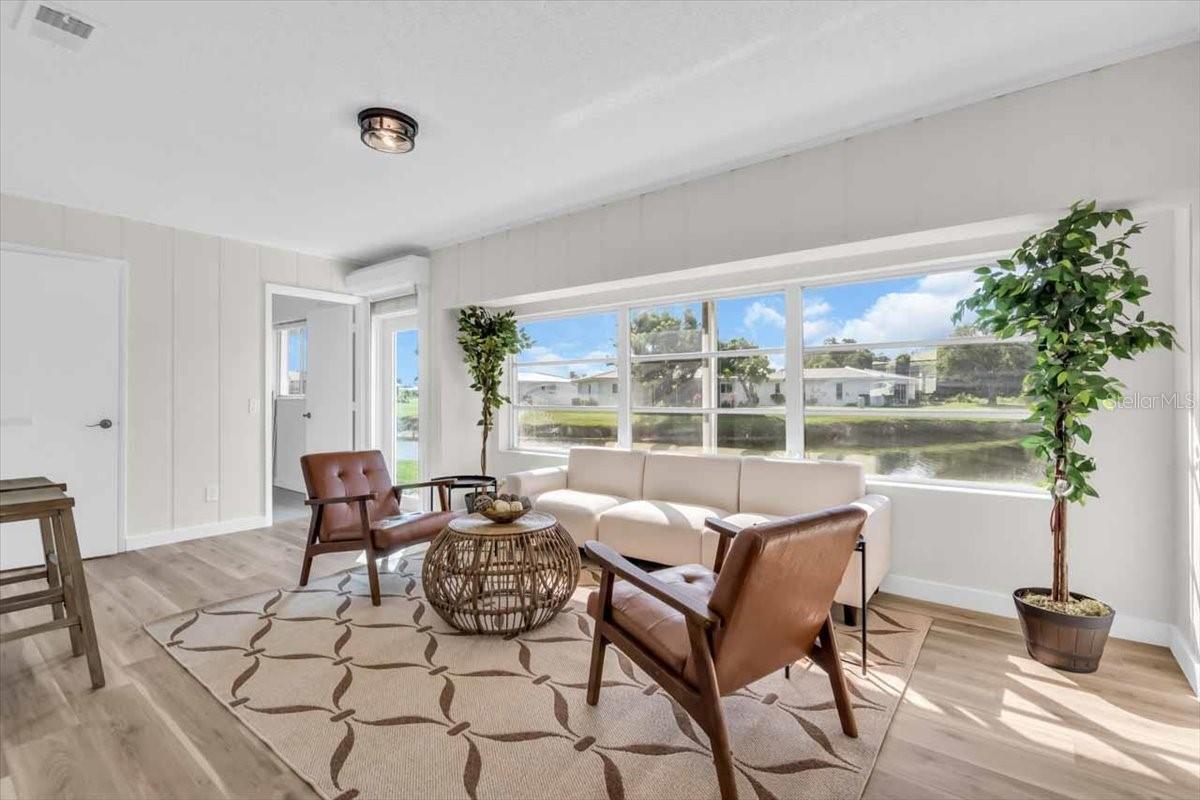 CIRCLE WOODS OF VENICE 1 - Residential