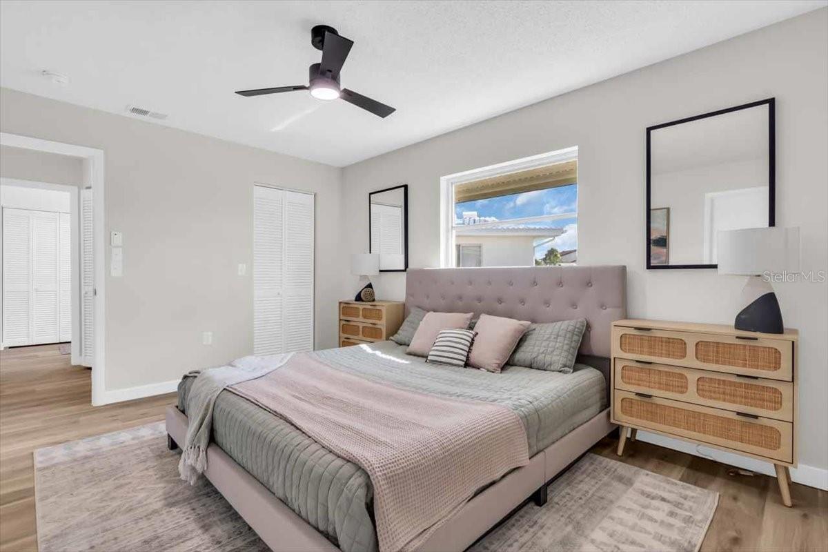 CIRCLE WOODS OF VENICE 1 - Residential