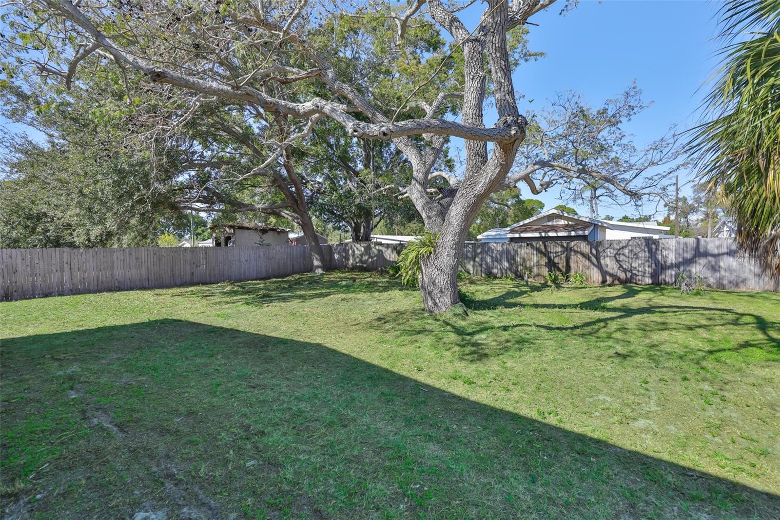 ALTA VISTA TRACTS - Residential