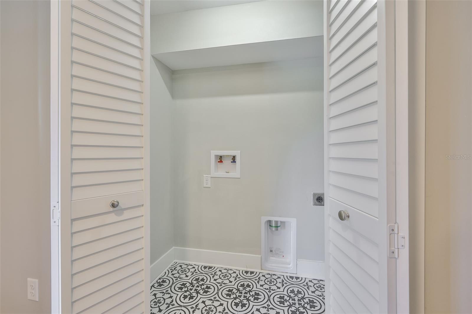 ALTA VISTA TRACTS - Residential