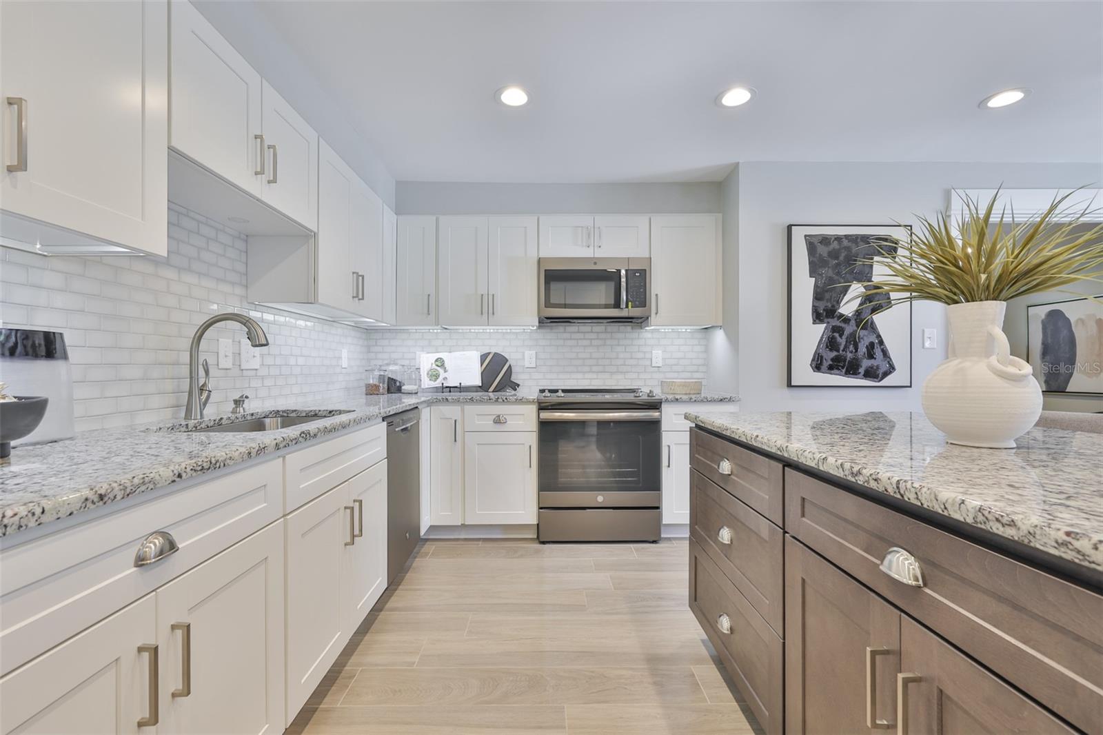 ALTA VISTA TRACTS - Residential