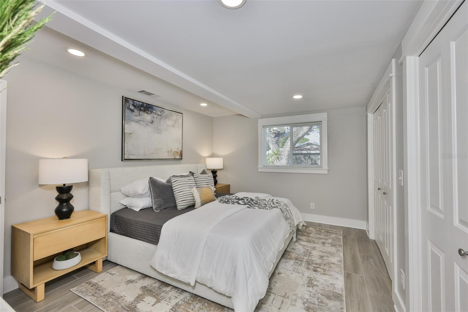 ALTA VISTA TRACTS - Residential