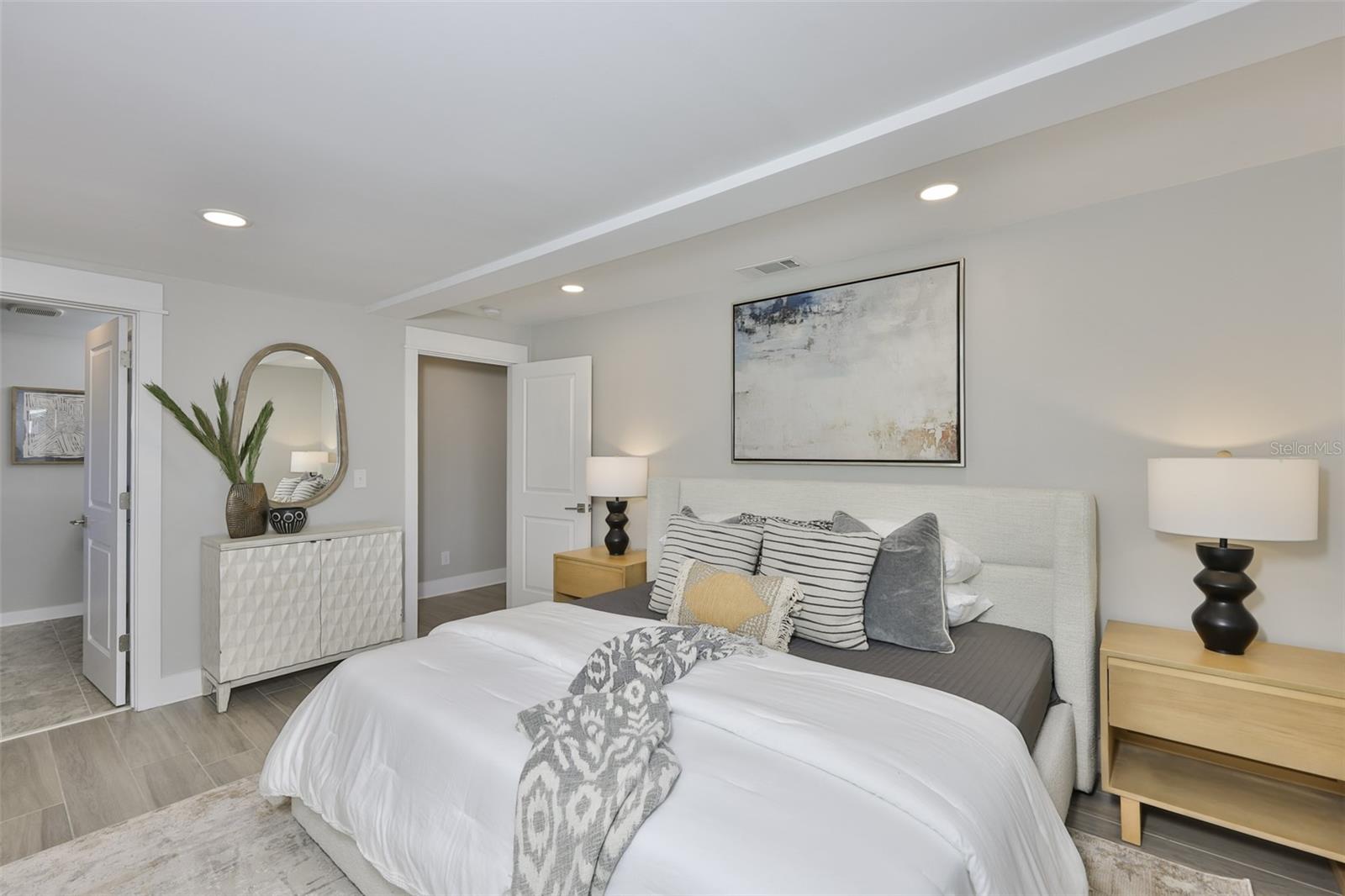 ALTA VISTA TRACTS - Residential