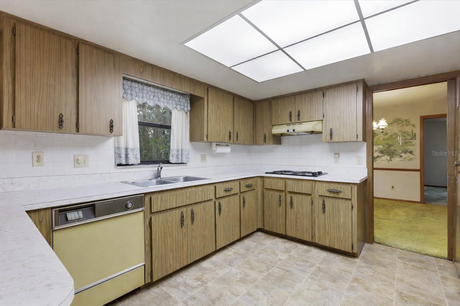 FLORAL HEIGHTS - Residential