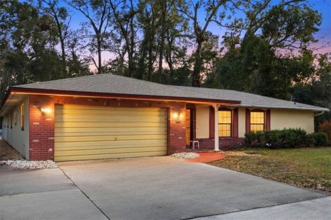 Photo of 5268 Pinto Way, Orlando, FL 32810 (MLS # O6382966)