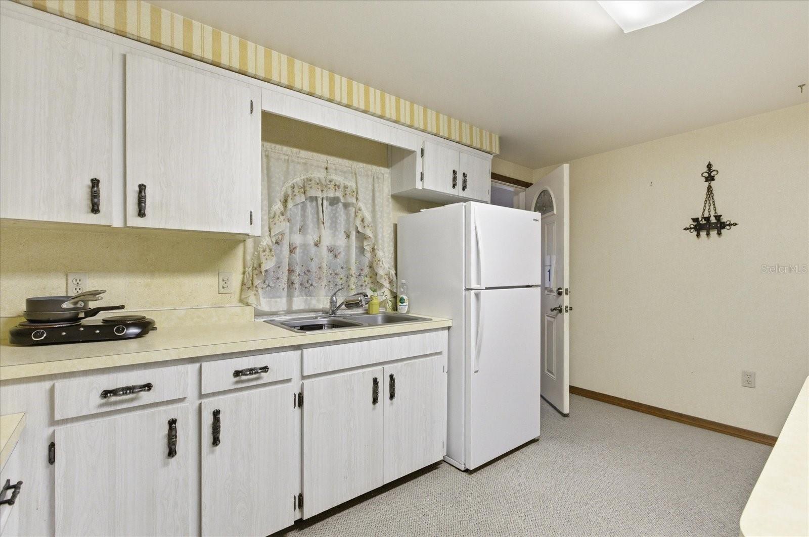 FLORAL HEIGHTS - Residential