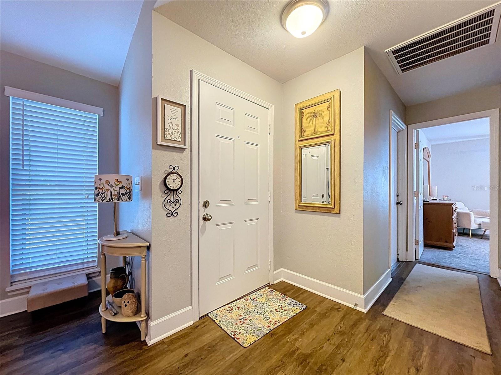 LAKES 01 - Residential